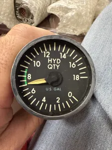 Hydraulic Fluid Quantity Gauge 0-18 Gallons Indicator Boeing 747 60B0027-13.
